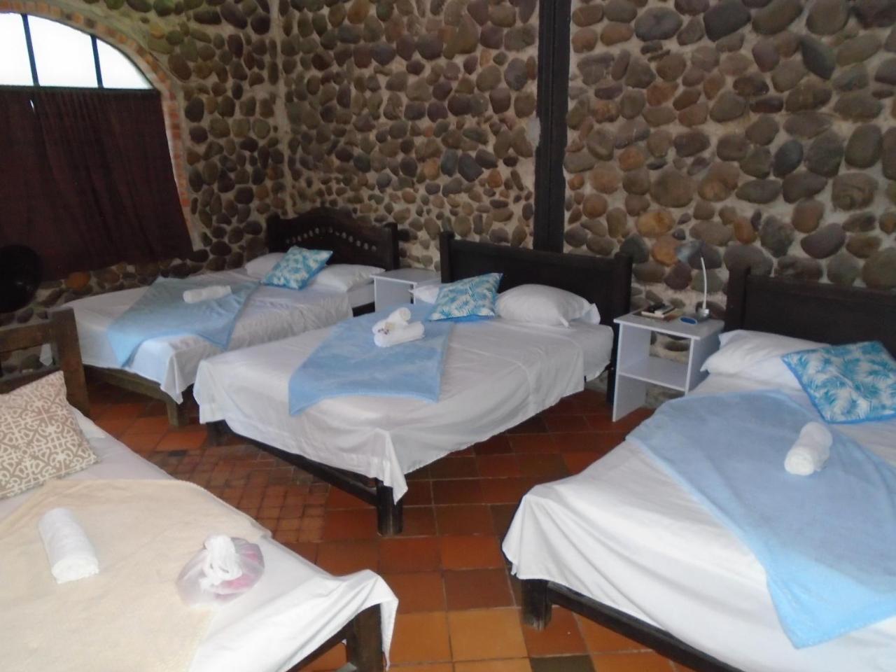 Llano Dorado Hotel Campestre Granja Campo Alegre Buitenkant foto